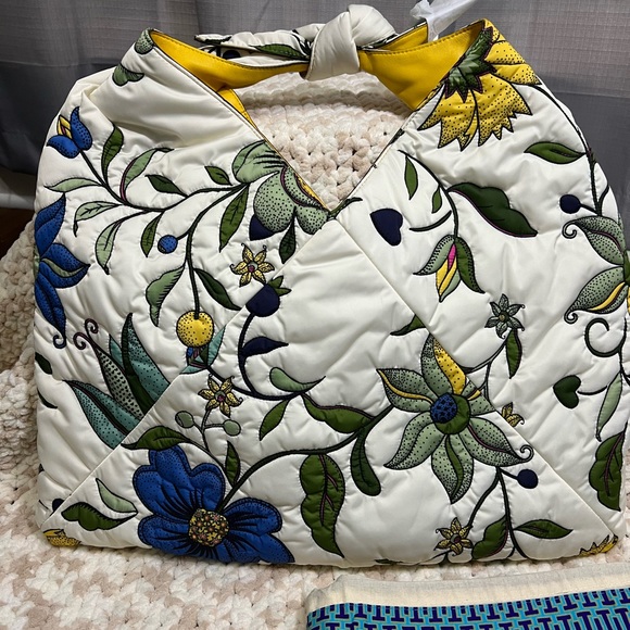 Tory Burch - Picture 3 of 6